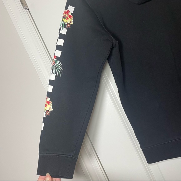 Vans Black Floral Checkerboard Sleeve Hoodie Pullover Sweatshirt Streetwear - Picture 8 of 15